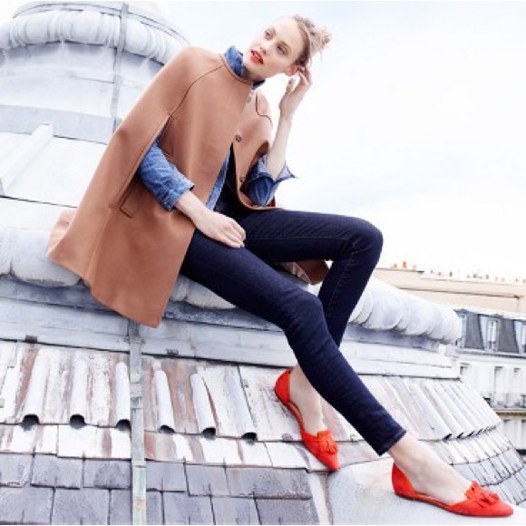 J Crew Wool Melton Cape coat Black size Medium/Large (runs large) NWOT Stunning! - Picture 3 of 4